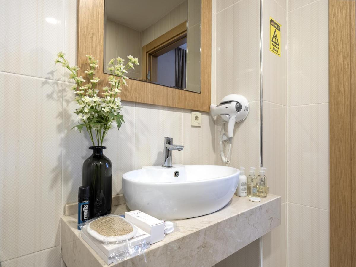 Merlin Hotel Isztambul Kültér fotó